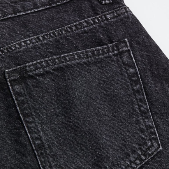 NWT - H&M Straight Mid-Rise Black Grey Jean - Size 8 - Picture 2 of 10